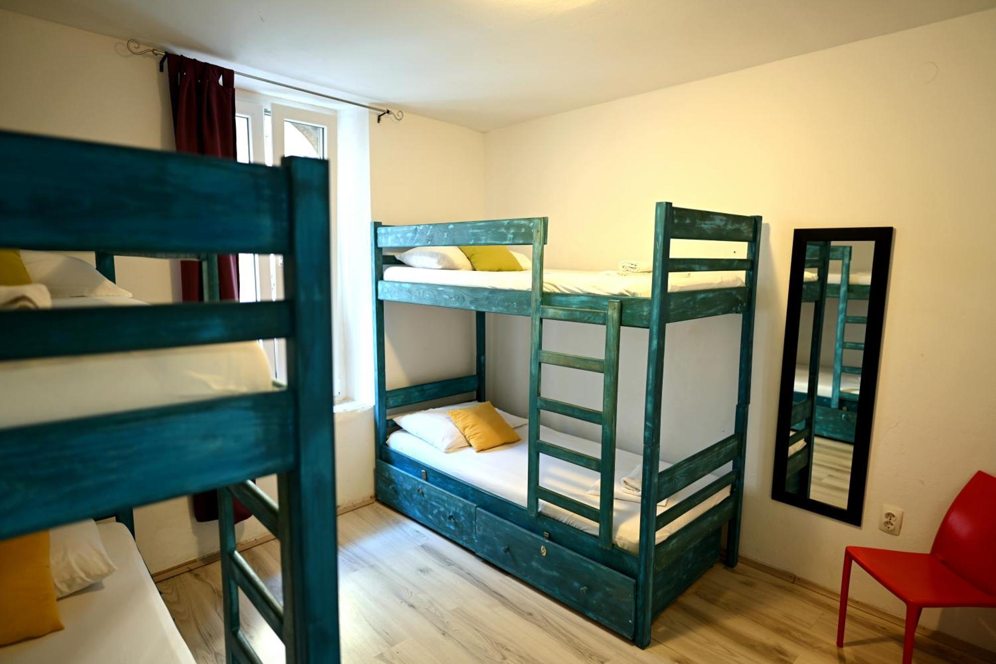Hostel White Rabbit Hvar Town